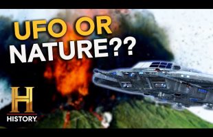 UFO Or Natural Phenomenon? *Shocking Video Footage* | The Proof Is Out There