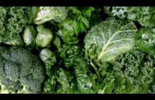6 GREEN Superfoods That Naturally Keeps Your GUT HEALTHY