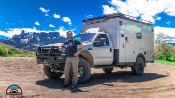 4×4 DIY Ambulance Camper for Off-Road Living