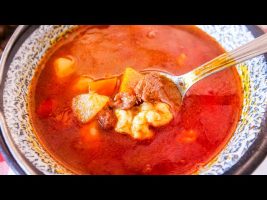 Hungarian Food!! 🇭🇺 AMAZING GOULASH + Top Attractions in Budapest, Hungary!