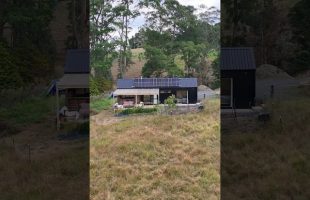 Brilliant Single Level, Off-Grid Tiny House Design ☀️ #tinyhouse #hometour #offgrid