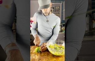Do you love avocados? Try this guacamole!