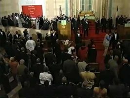 Dr Ben Jochannan publicly bequeaths 35,000 book library to Nation of Islam (10/15/2002)