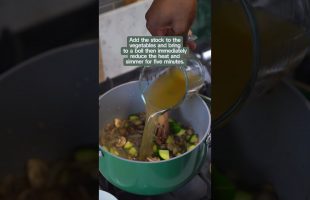 Dr. Sebi Alkaline Recipes – Hearty Mushroom & Zucchini Soup