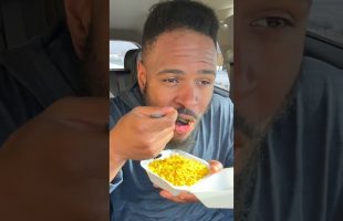 I Found The BEST Fried Chicken In Detroit… (Inside A Grocery Store)