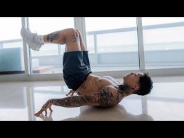 Do This Back Workout From Home | No Equipment