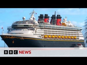 39077father-jumps-off-disney-cruise-ship-to-save-daughter-who-fell-overboard-bbc-newssddefault.jpg