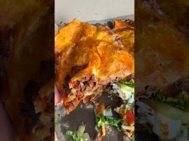 Eating A Jumbo BIRRIA Pizzadila‼️ In Houston TX🔥