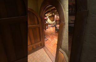 Enchanting Hobbit Hole Walkthrough (Part 2/3)