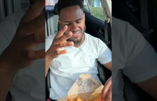 This Burger Is INSANE‼️🔥(OMG‼️🤯) #shorts #foodreview #entertainment #burgers