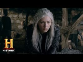 Vikings: Lagertha Refuses To Leave Her Home | Season 5 Returns Nov. 28 at 9/8c | History
