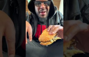 UNDERRATED‼️ Airport Restaurant‼️😧(I’m Shocked 🤯) #shorts #entertainment #foodreview #fyp