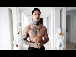5 Best Shoulder Exercises You Can Do From Home (No Equipment)