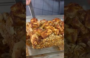 Vegan Apple Pie Baked Oats!