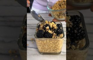 Healthy Vegan Breakfast Option #veganovernightoats #refinedsugarfree #veganbreakfasts