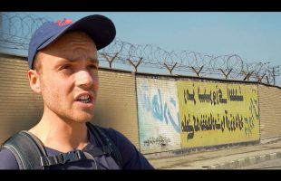 Hitchhiking IRAQ – IRAN BORDER 🇮🇶(Driver tried to kiss me)