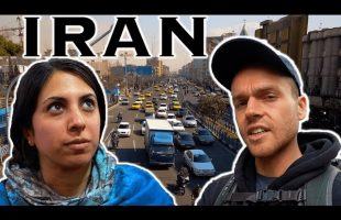 WALKING STREETS OF IRAN  🇮🇷 (Met Local Girl)