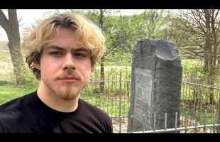 LIVE Spirit Box with Colin @ Haunted Family Massacre Grounds (HELP ME!)