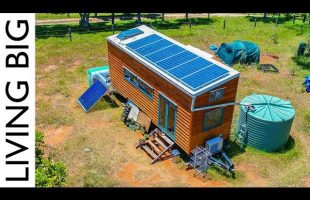 Amazing Off-The-Grid Tiny House Has Absolutely Everything!