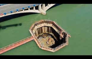 This Is How Underwater Structures Are Built