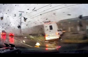 Most Powerful Storm Moments Ever Caught On Camera