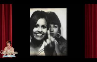 100 Years of Women’s Selfies | Photo Booth Carousel