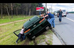 Idiots on Wheels Caught on Camera
