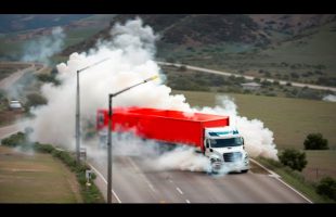 Idiot Truck Drivers Who Totally Failed