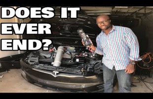 Restoring a Flood Salvage Tesla Model X Part 8: fusebox hell