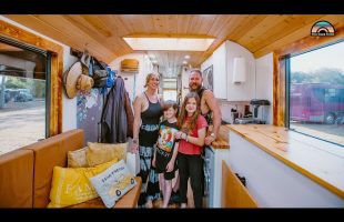 Skoolie w/ 18″ Roof Raise & Bunk Room – Family of 4
