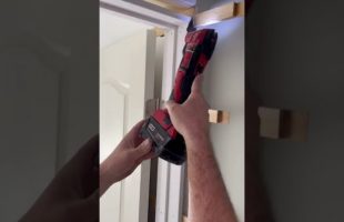 How to hang a door