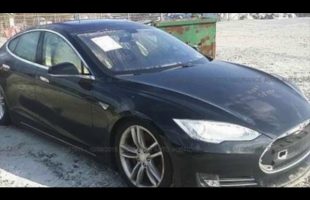 Repairing a Flooded Tesla Model S Part one