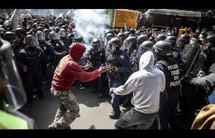 Migrants Surrender as ICE Agents Swarm NYC…