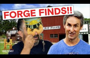 HUGE Project Calls for a Divide and Conquer | American Pickers (S16) | History