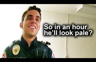 Police Laugh After Man Dies In Interrogation Room