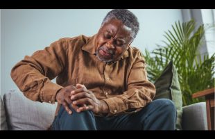 BOARD CERTIFIED DOCTOR Shares 8 Foods That People With ARTHRITIS Should Eat Daily